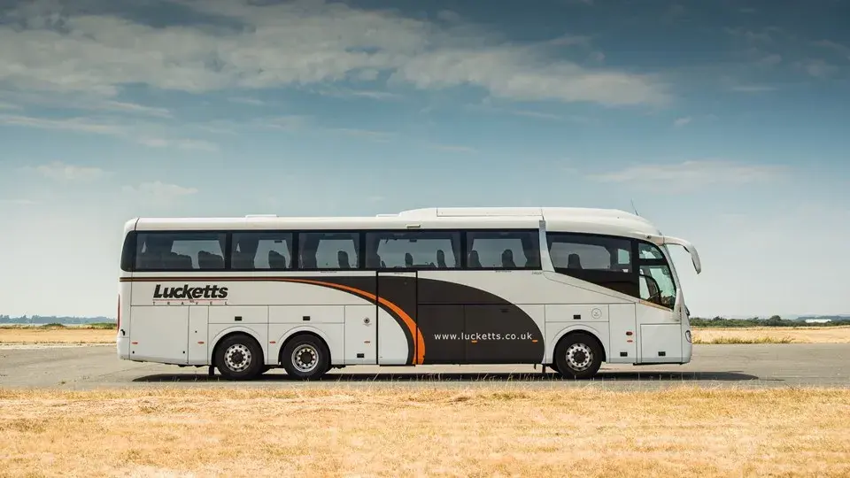 Lucketts Travel landscape